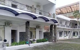 Reddoorz Syariah @ Hotel Kencana Tasikmalaya